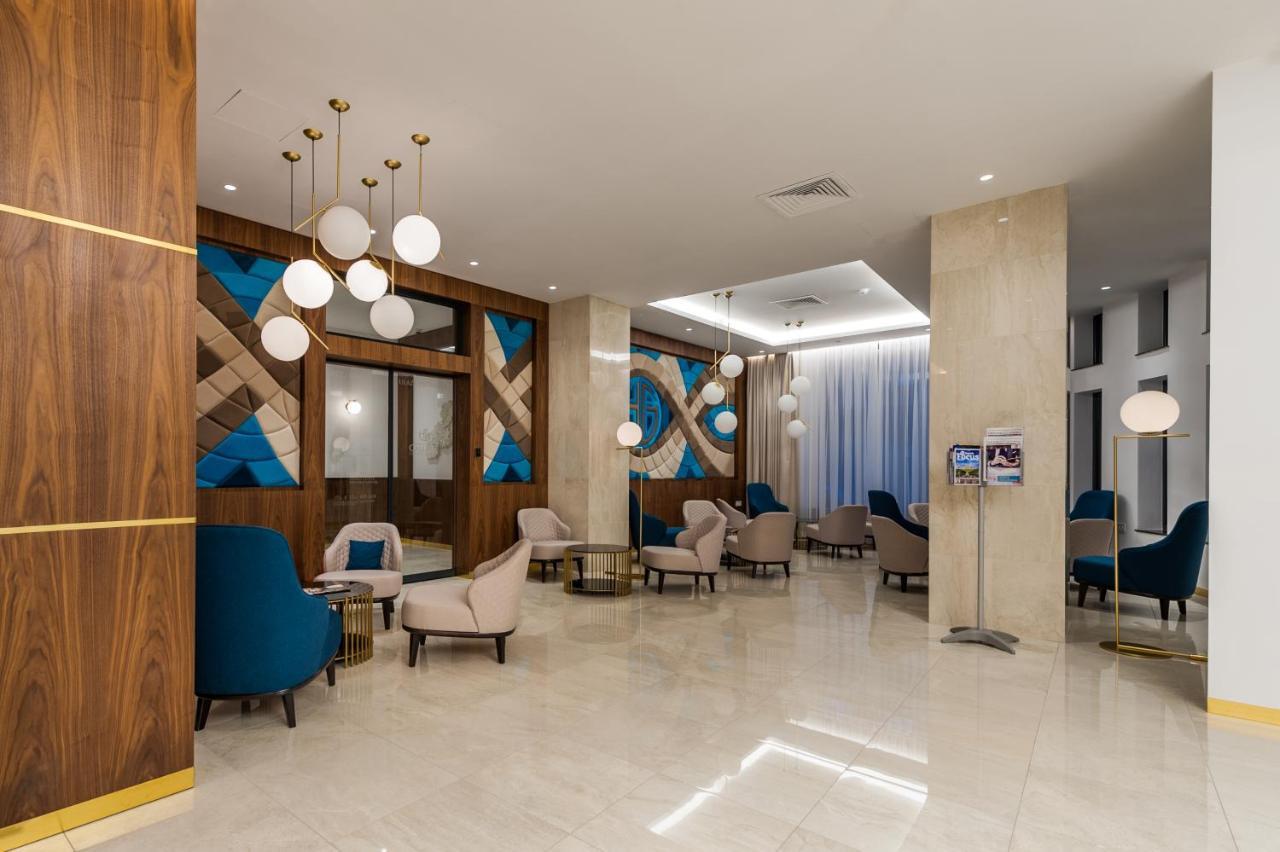 Hotel Galleria Subotica Buitenkant foto